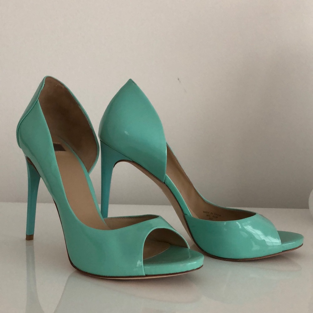 Marciano heels